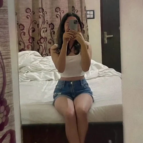 Call Girls service in Delhi